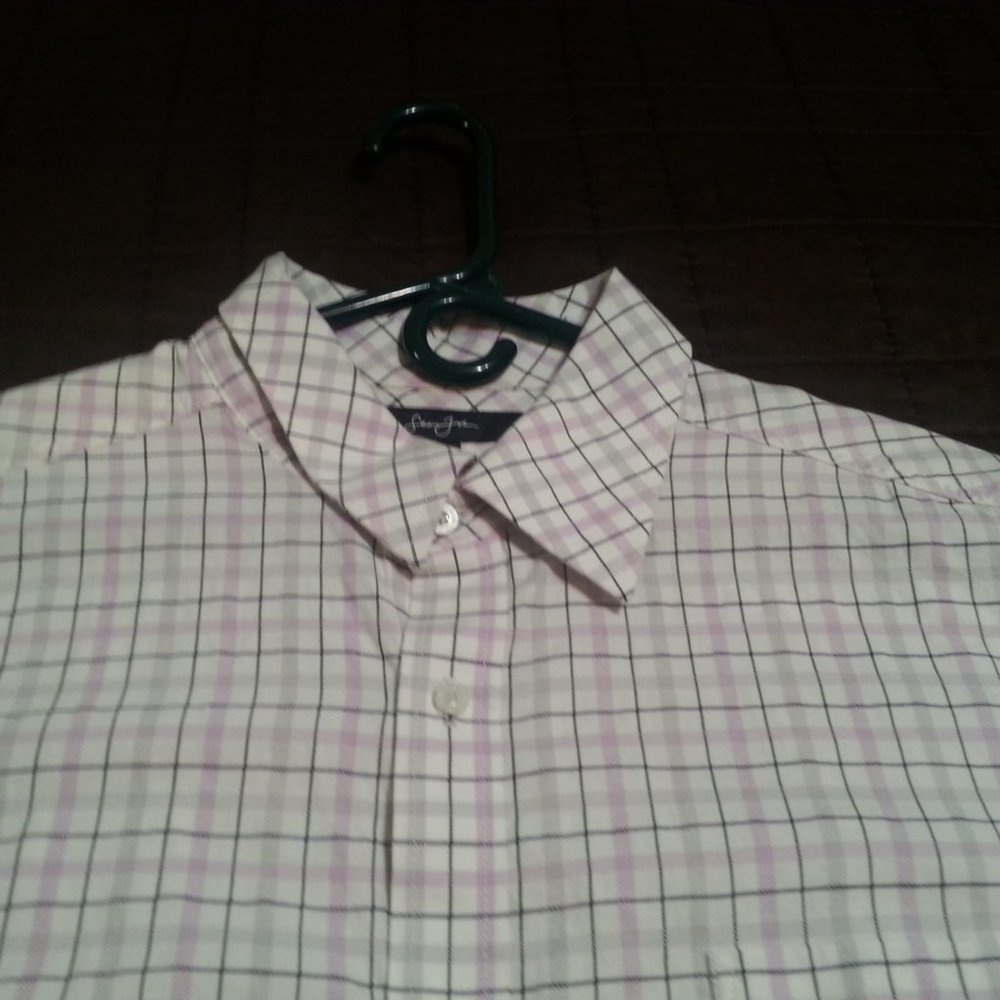 Sean John  Lightweight Plaid Button down mens shirt - Picture 3 of 7